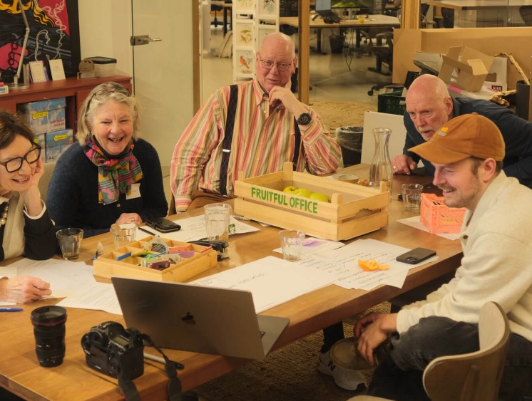 Амстердамска агенция набира 70-годишни рекламисти