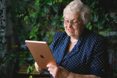 Дигиталните пенсионери по света и у нас