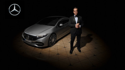 Матю Макфадиен и Роджър Федерер са герои в новата реклама на Mercedes-Benz