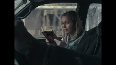 Четенето вдъхва живот на светове в новата кампания на Amаzon Books от Droga5