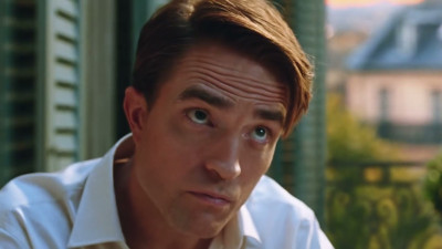 Неоспоримo добър вкус: Робърт Патисън в новата рекламна кампания на 1664